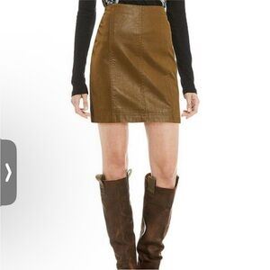 Free People modern femme boho vegan suede mini skirt size 4